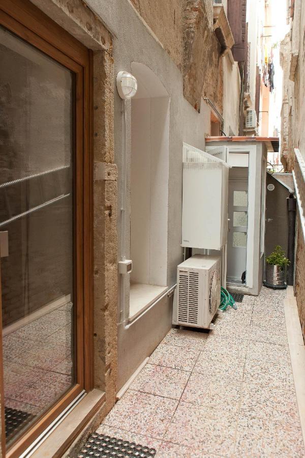 Appartamento Piera Rossa Venecia Exterior foto